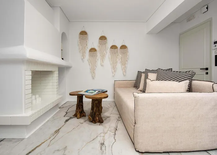 K Town Naxos * Naxos City