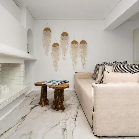 K Town Naxos * Naxos City